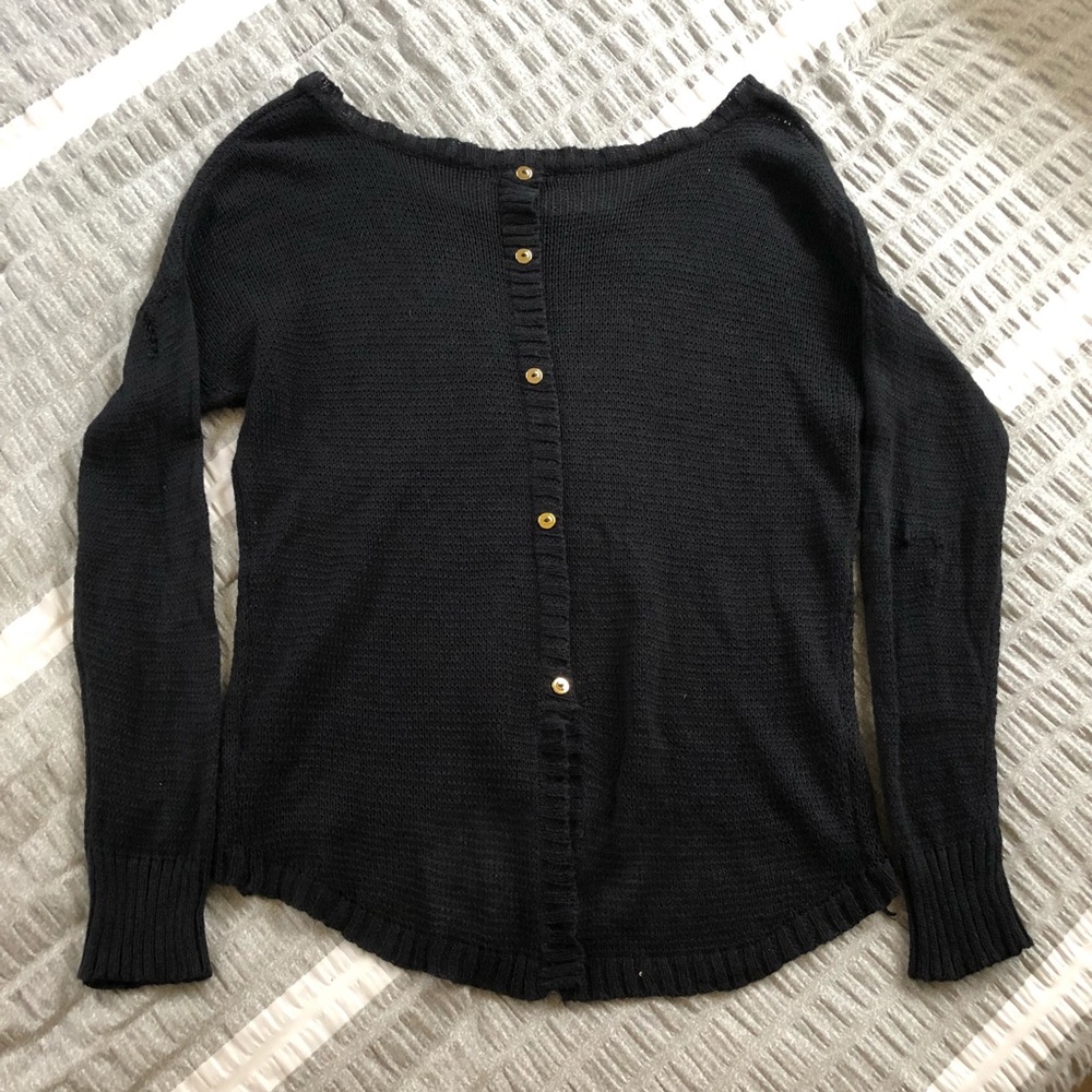 Buttoned Knit Top - Picture 2 of 4